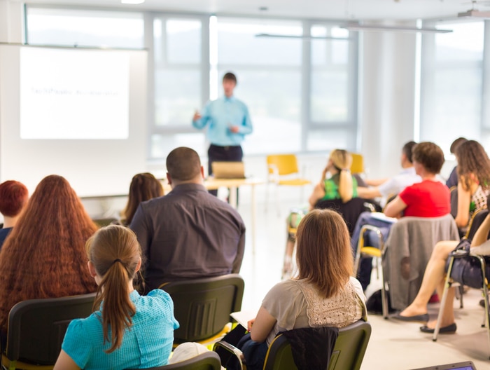 หลักสูตรสัมมนา